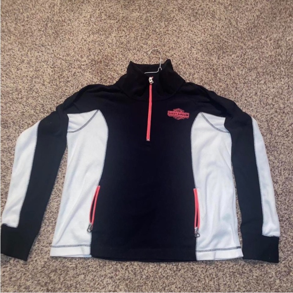 Harley Davidson Women's Motor Cycles 1/4 Zip
Embroidered Fleece Pullover